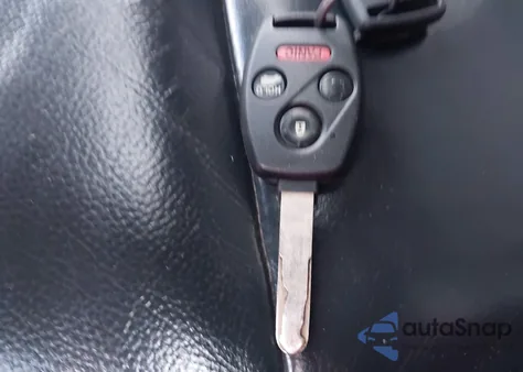 2014 Honda Pilot Touring z USA, uszkodzony, nr VIN 5FNYF3H9XEB004409